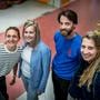 De initiatiefnemers van Smartphonevrij Opgroeien in Eelderwolde. Van links naar rechts: Claire Kos, Aranka de Jong, Erik Loeffen en Nicoline Heida.