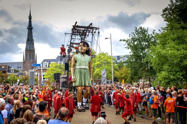 Het Franse theatergezelschap Royal de Luxe leverde een van de hoogtepunten aan LF2018, het jaar waarin Leeuwarden Culturele Hoofdstad van Europa was.