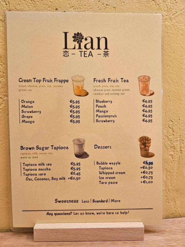 Het menu bij Lian Tea.
